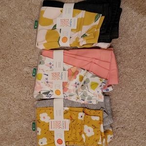 Carter's 18 month pants (6 total)